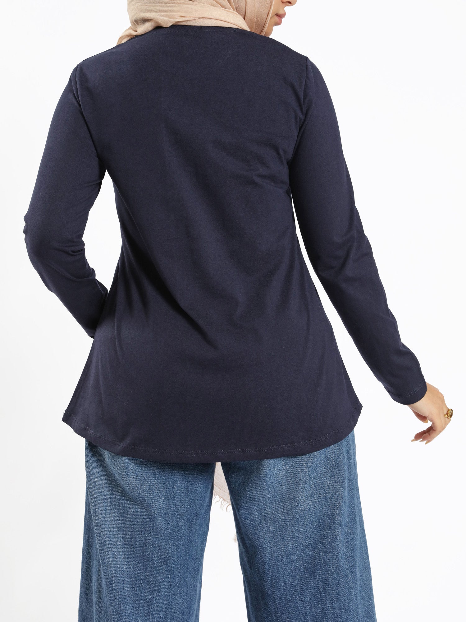 Rounda Long-Sleeve Basic Top